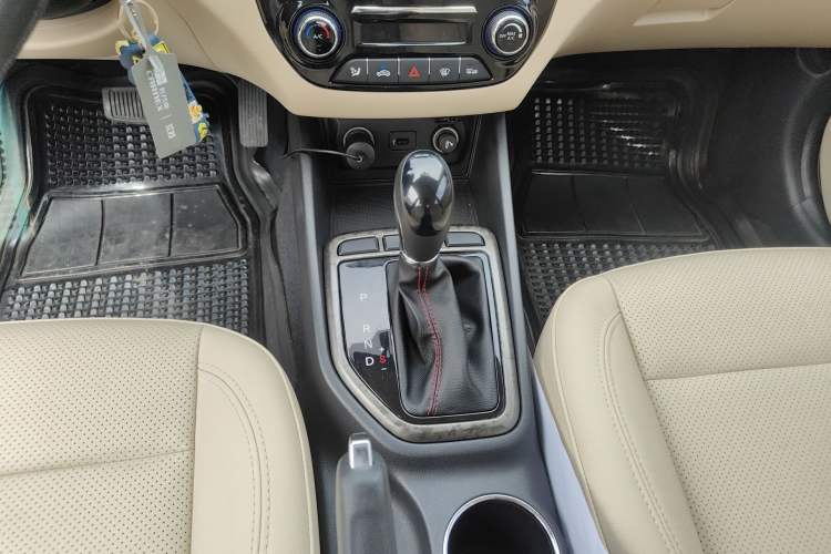 Used CHANGAN Eado 2016 1.6L Automatic Trend Model Gear Lever