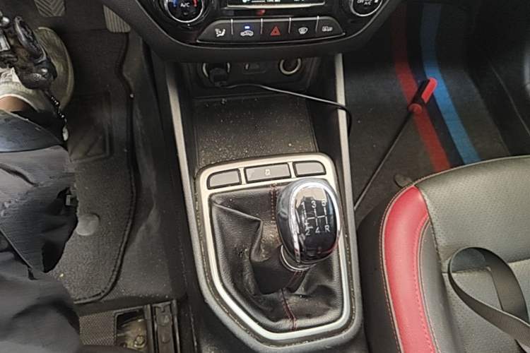 Used CHANGAN Eado 2016 1.6L Manual Junku Model Gear Lever