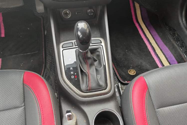 Used CHANGAN Eado 2016 1.6L Automatic Junku Model Gear Lever