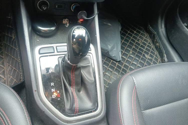 Used CHANGAN Eado 2016 1.6L Automatic Trend Model Gear Lever