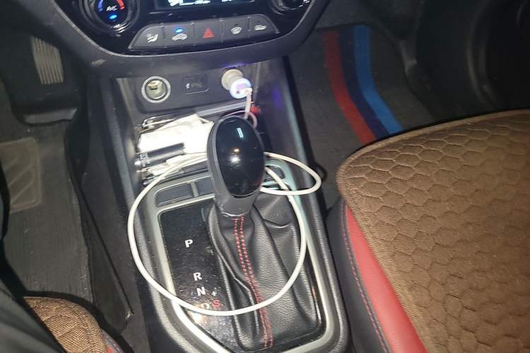 Used CHANGAN Eado 2016 1.6L Automatic Junku Model Gear Lever