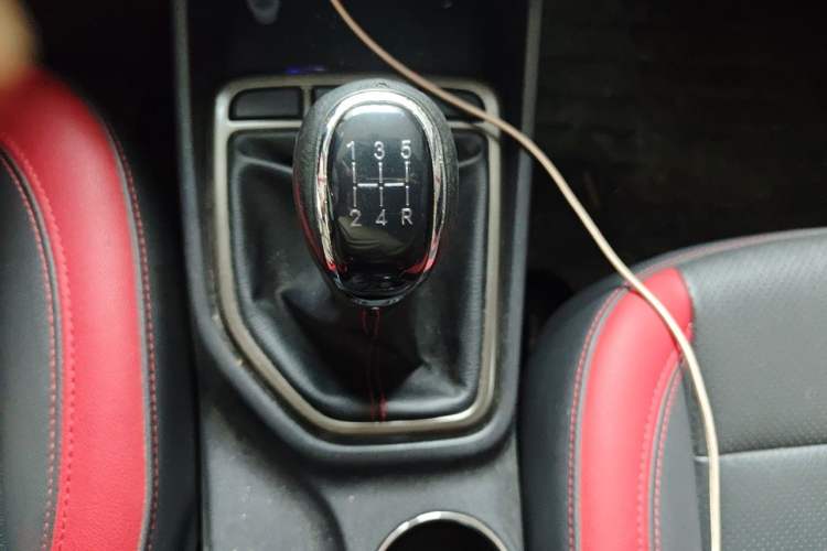 Used CHANGAN Eado 2016 1.6L Manual Junku Model Gear Lever
