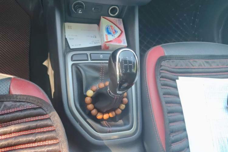 Used CHANGAN Eado 2016 1.6L Manual Junku Model Gear Lever