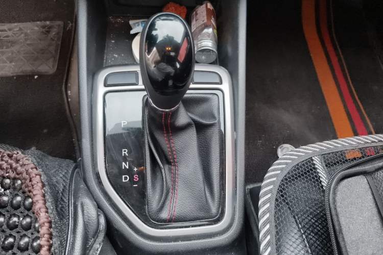 Used CHANGAN Eado 2016 1.6L Automatic Junku Model Gear Lever