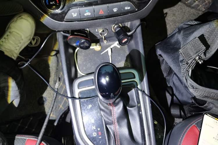 Used CHANGAN Eado 2016 1.6L Automatic Junku Model Gear Lever