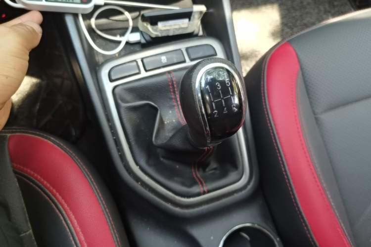 Used CHANGAN Eado 2016 1.6L Manual Junku Model Gear Lever