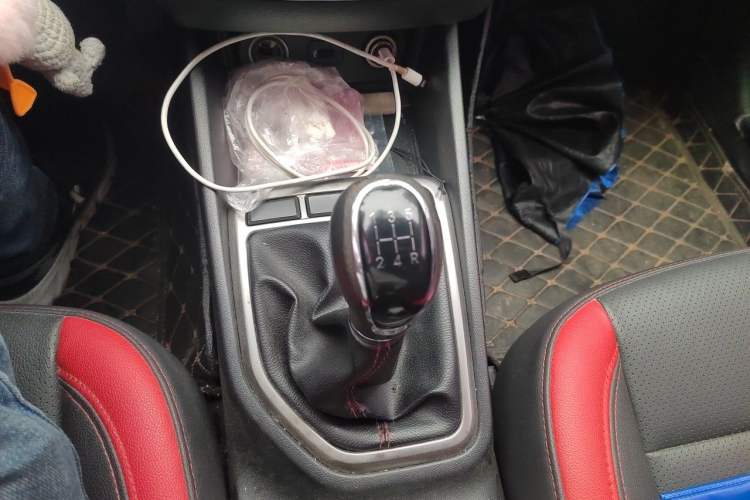 Used CHANGAN Eado 2016 1.6L Manual Junku Model Gear Lever