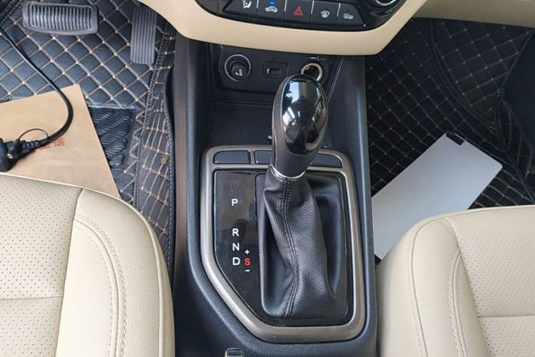Used CHANGAN Eado 2016 1.6L Automatic Trend Model Gear Lever