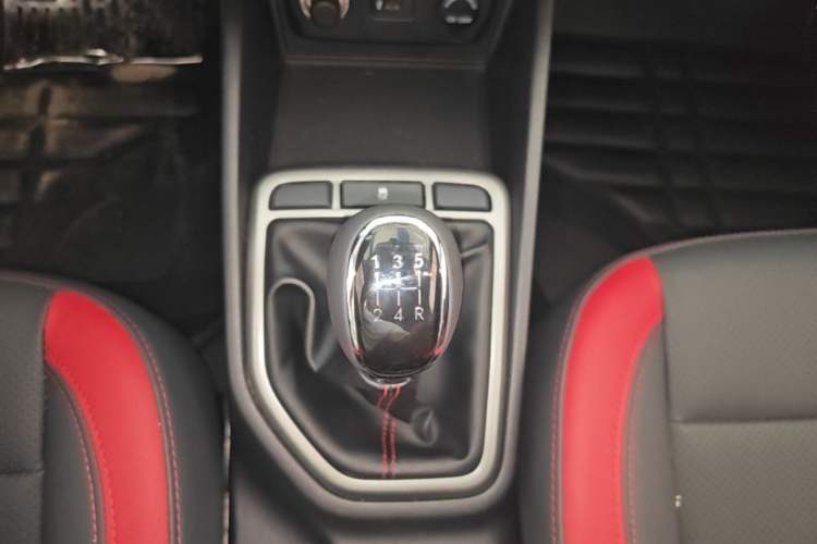 Used CHANGAN Eado 2016 1.6L Manual Junku Model Gear Lever