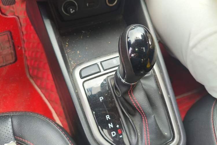 Used CHANGAN Eado 2016 1.6L Automatic Trend Model Gear Lever