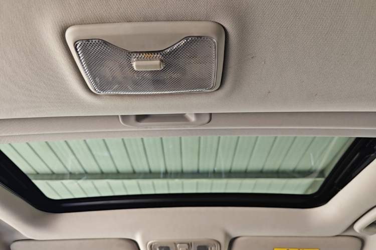 Used CHANGAN Eado 2016 1.6L GDI Automatic Cool Edition Headliner