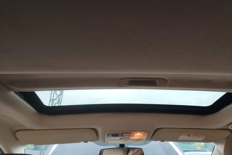 Used CHANGAN Eado 2016 1.6L Automatic Trend Model Headliner
