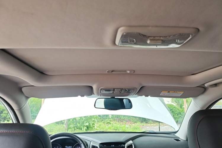 Used CHANGAN Eado 2016 1.6L Automatic Junku Model Headliner