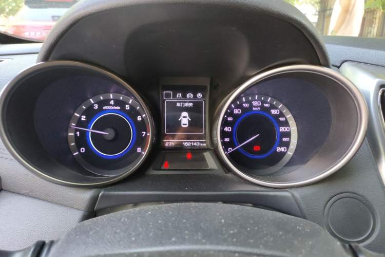 Used CHANGAN Eado 2016 1.6L Manual Fashion Edition Instrument Cluster