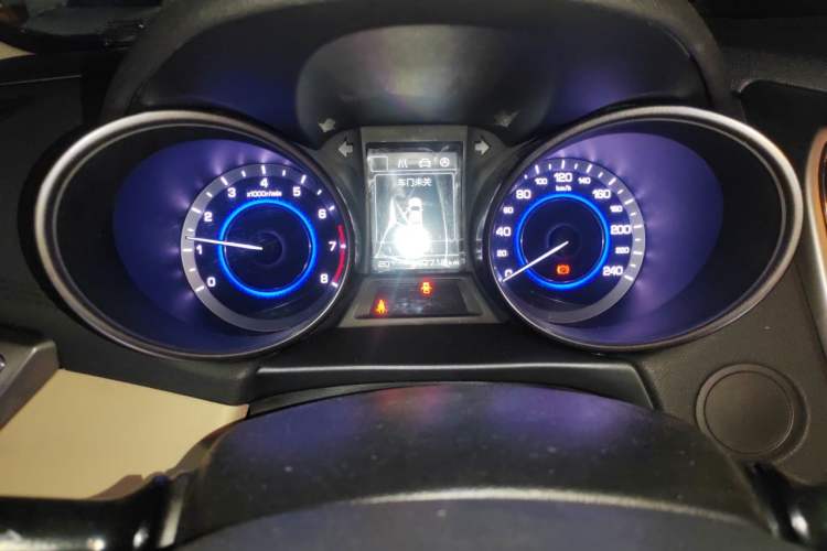 Used CHANGAN Eado 2016 1.6L Manual Fashion Edition Instrument Cluster