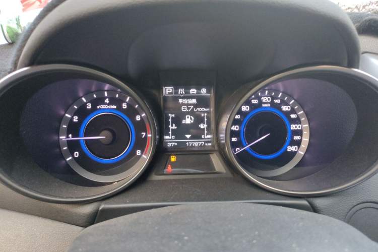 Used CHANGAN Eado 2016 1.6L Automatic Trend Model Instrument Cluster