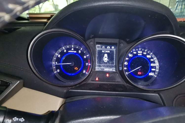 Used CHANGAN Eado 2016 1.6L Manual Fashion Edition Instrument Cluster