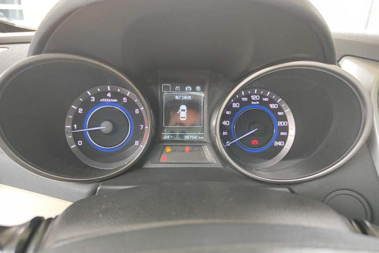 Used CHANGAN Eado 2016 1.6L Manual Fashion Edition Instrument Cluster