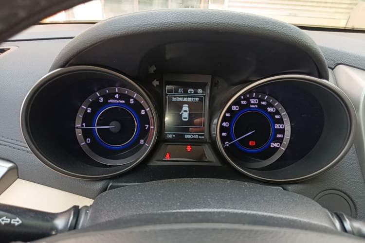 Used CHANGAN Eado 2016 1.6L Manual Fashion Edition Instrument Cluster