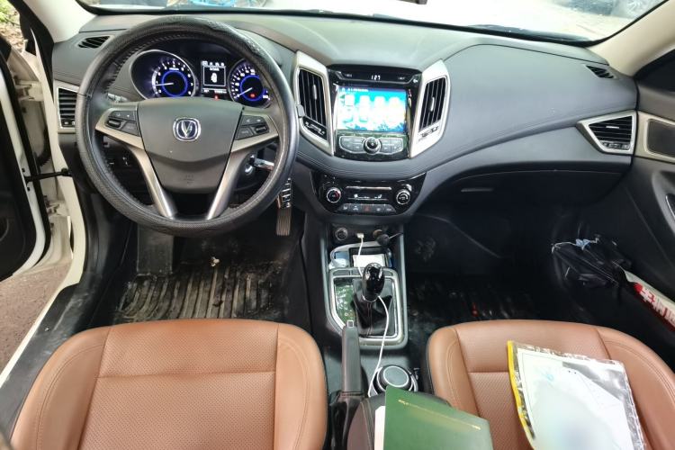Used CHANGAN Eado 2016 1.6L GDI Automatic Cool Edition Interior 2
