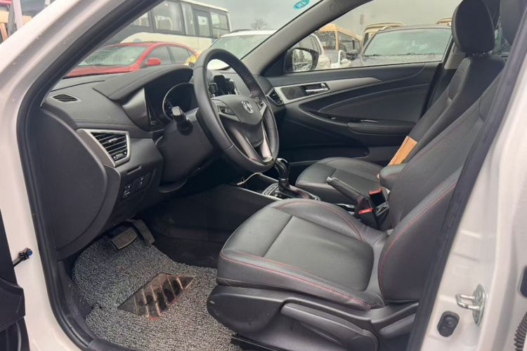 Used CHANGAN Eado 2016 1.6L Automatic Trend Model Interior 3