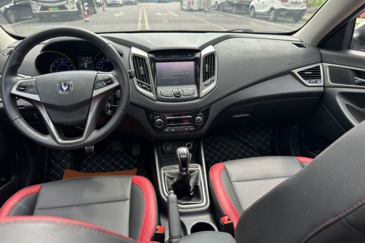 Used CHANGAN Eado 2016 1.6L Manual Junku Model Interior 3