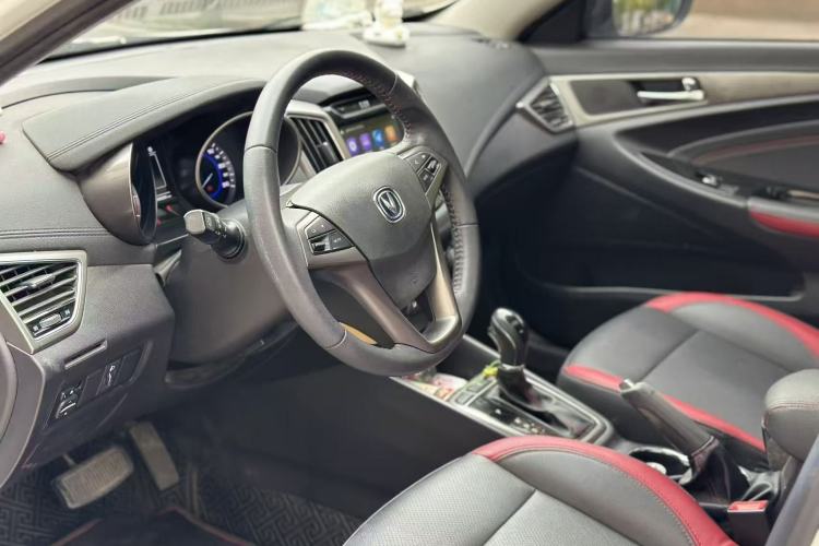 Used CHANGAN Eado 2016 1.6L Automatic Junku Model Interior 3