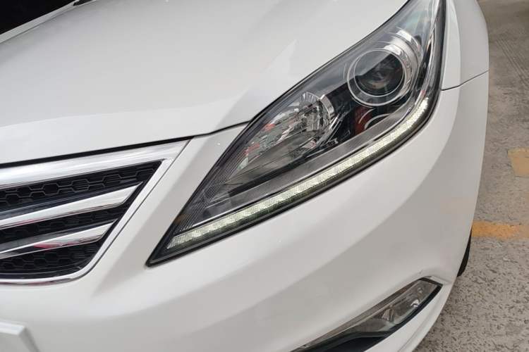 Used CHANGAN Eado 2016 1.6L Automatic Trend Model Left Front Headlight