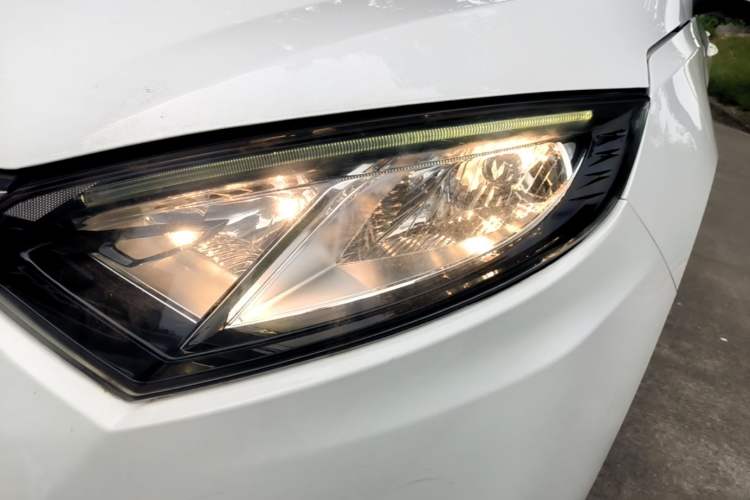 Used CHANGAN Eado 2016 1.6L Automatic Junku Model Left Front Headlight