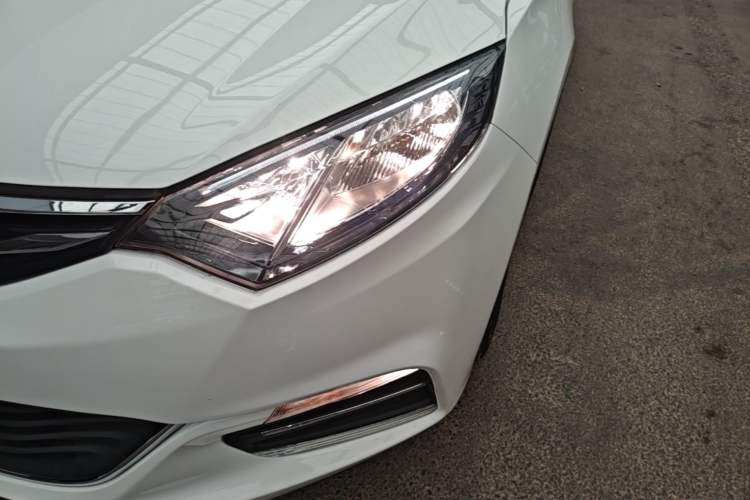 Used CHANGAN Eado 2016 1.6L Manual Junku Model Left Front Headlight