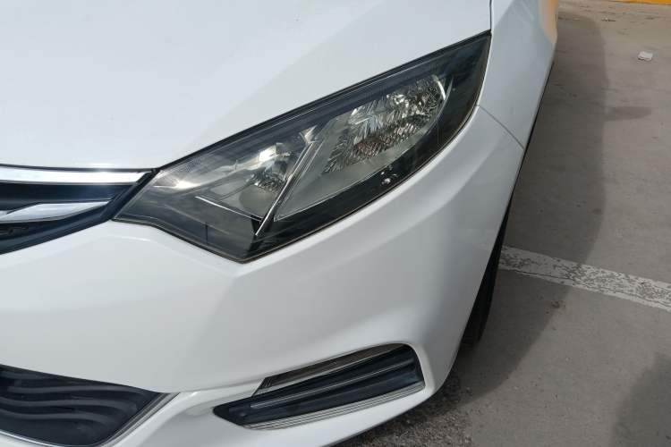 Used CHANGAN Eado 2016 1.6L Manual Junku Model Left Front Headlight
