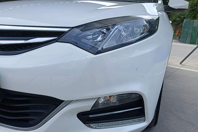 Used CHANGAN Eado 2016 1.6L Manual Junku Model Left Front Headlight