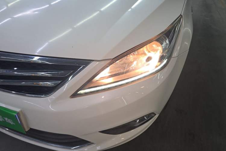 Used CHANGAN Eado 2016 1.6L Automatic Trend Model Left Front Headlight