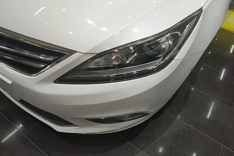 Used CHANGAN Eado 2016 1.6L Manual Fashion Edition Left Front Headlight