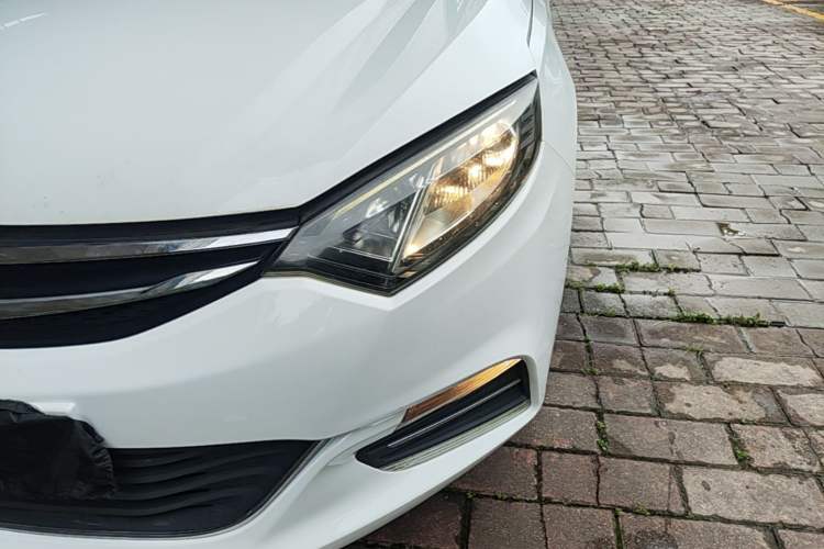 Used CHANGAN Eado 2016 1.6L Automatic Junku Model Left Front Headlight