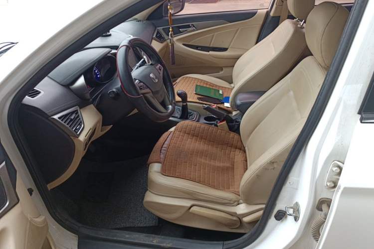 Used CHANGAN Eado 2016 1.6L Manual Fashion Edition Left Front Seat
