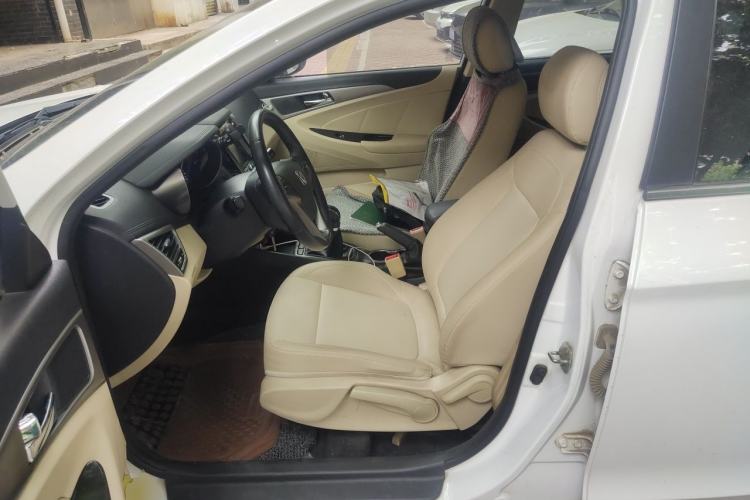 Used CHANGAN Eado 2016 1.6L Manual Fashion Edition Left Front Seat