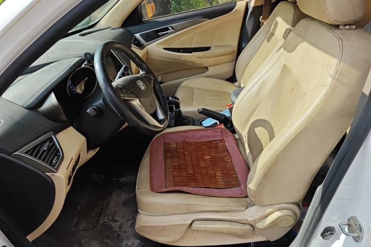 Used CHANGAN Eado 2016 1.6L Manual Fashion Edition Left Front Seat