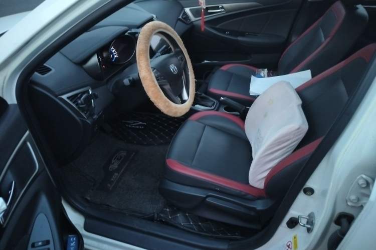 Used CHANGAN Eado 2016 1.6L Automatic Junku Model Left Front Seat