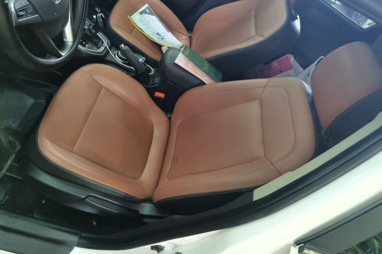 Used CHANGAN Eado 2016 1.6L GDI Automatic Cool Edition Left Front Seat
