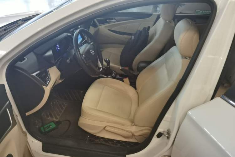 Used CHANGAN Eado 2016 1.6L Manual Fashion Edition Left Front Seat