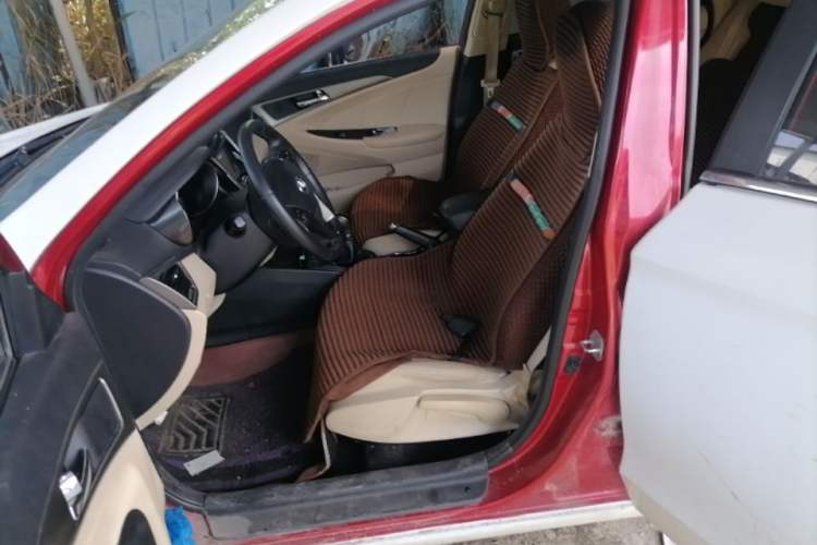 Used CHANGAN Eado 2016 1.6L Manual Fashion Edition Left Front Seat