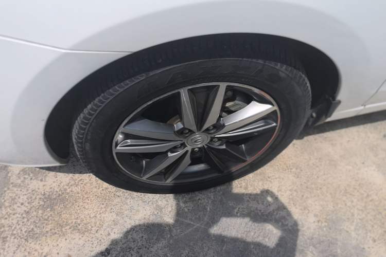 Used CHANGAN Eado 2016 1.6L Manual Fashion Edition Left Front Wheel Hub