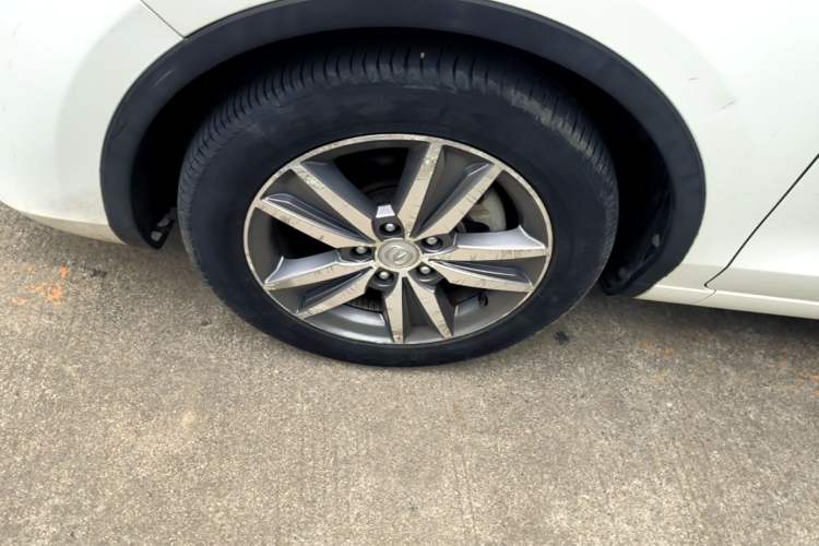 Used CHANGAN Eado 2016 1.6L Automatic Junku Model Left Front Wheel Hub
