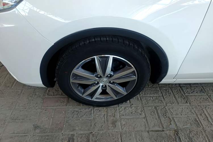 Used CHANGAN Eado 2016 1.6L Automatic Junku Model Left Front Wheel Hub