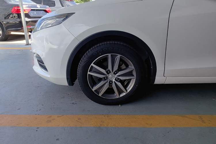 Used CHANGAN Eado 2016 1.6L Manual Junku Model Left Front Wheel Hub