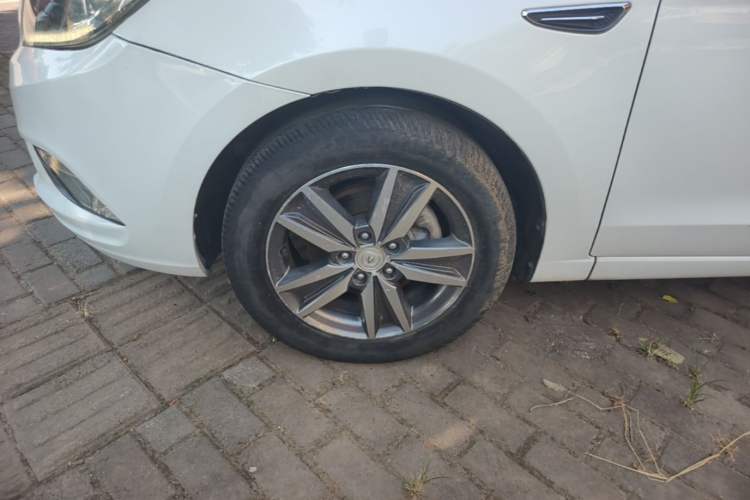 Used CHANGAN Eado 2016 1.6L Automatic Trend Model Left Front Wheel Hub