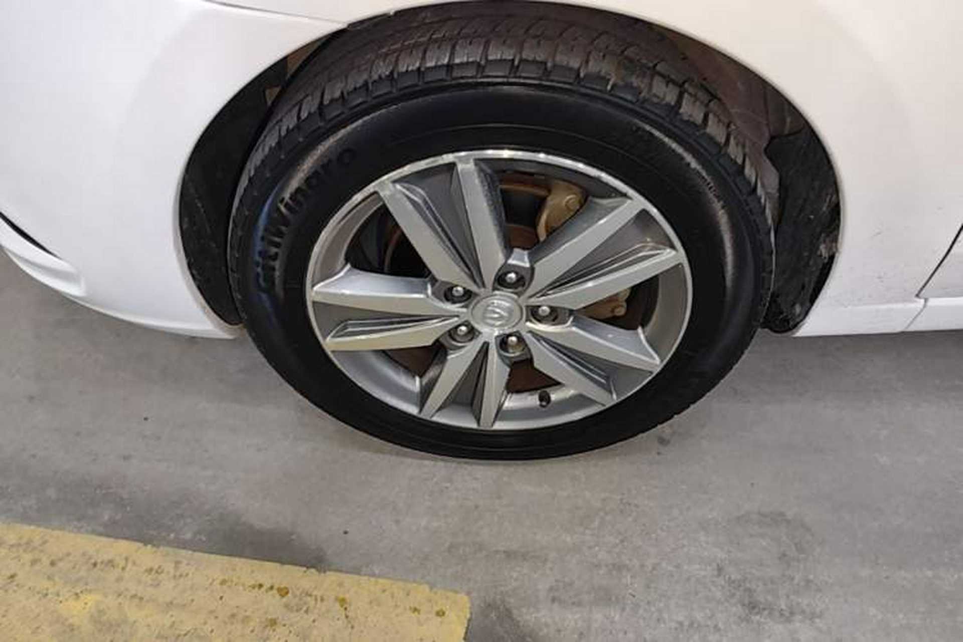 Used CHANGAN Eado 2016 1.6L Manual Fashion Edition Left Front Wheel Hub