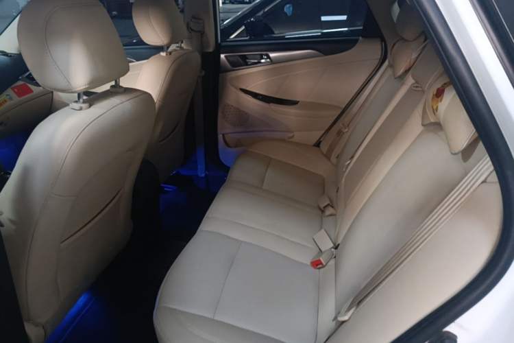 Used CHANGAN Eado 2016 1.6L Automatic Trend Model Left Rear Seat