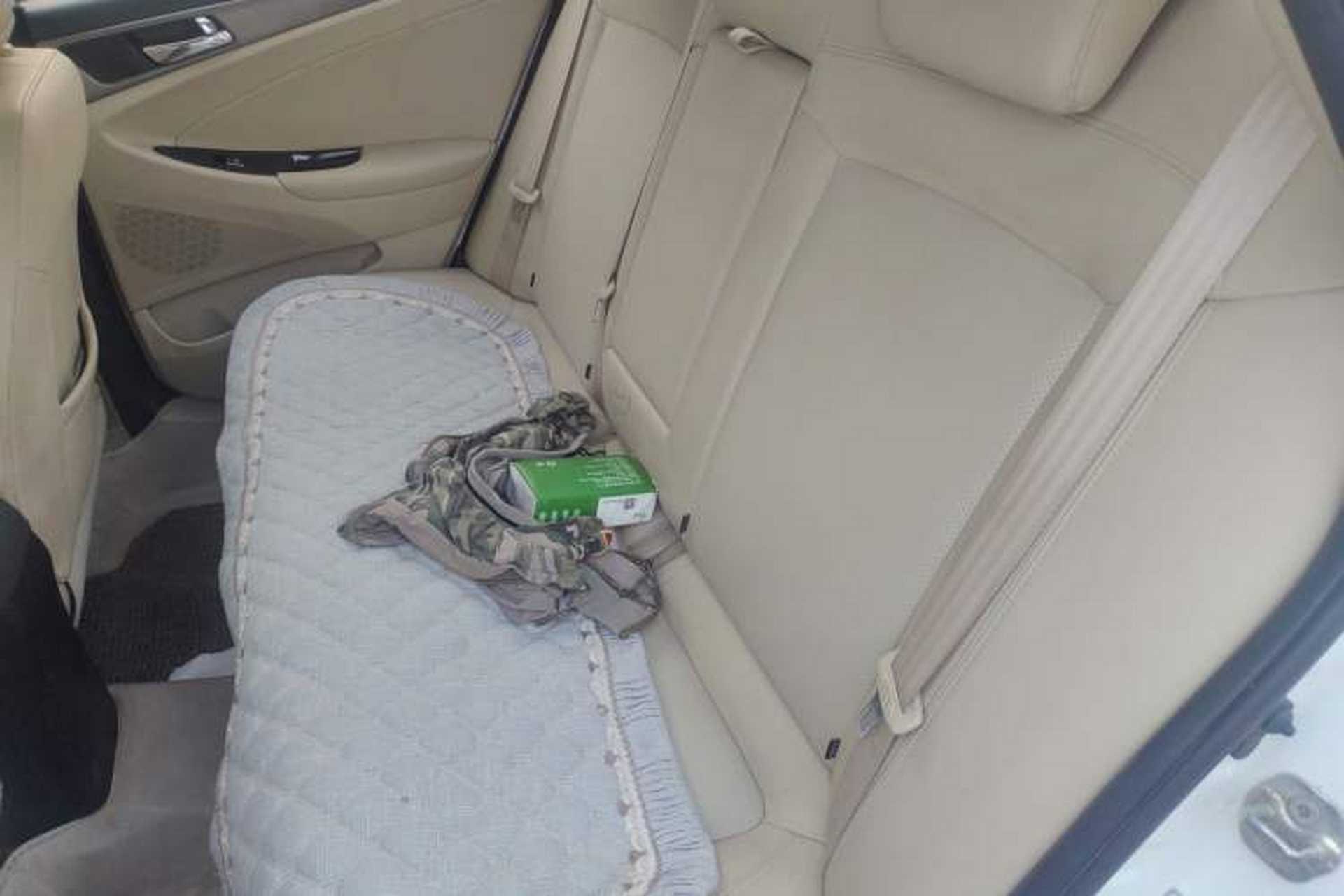 Used CHANGAN Eado 2016 Blue Motion 1.6L Manual Navigation Model Left Rear Seat